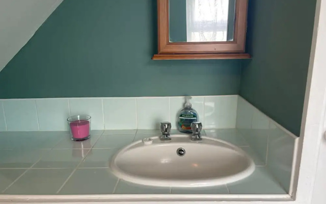 Large Family Getaways Metres From the Beach