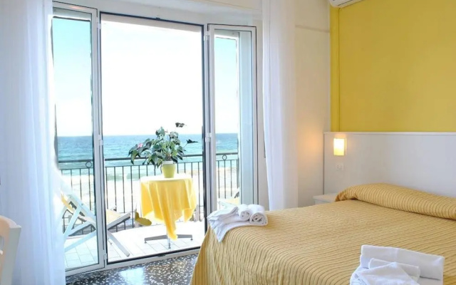 Hotel Bristol
