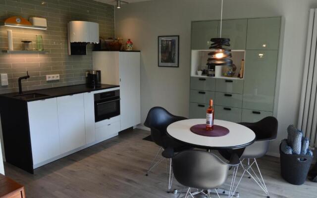 Apartment Moore