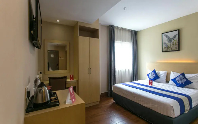 OYO 254 Metro Hotel