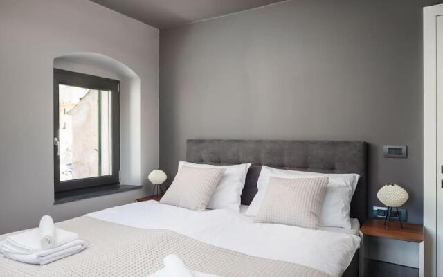 New luxury apartment Bacvice