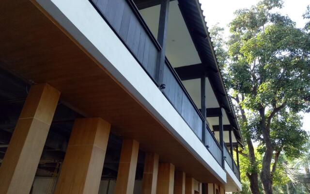 The Humble Bed and Hotel