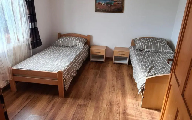 Apartment Prozor