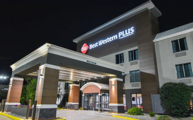 Best Western Plus Lafayette Hotel University Area