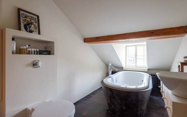 3 Bedroom 19th Century Georgian Townhouse