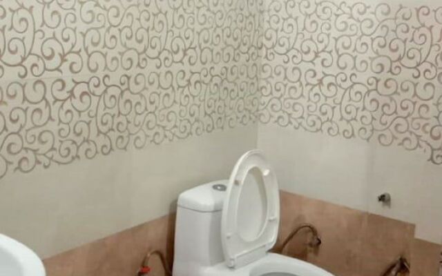 Goroomgo Broadway Nainital