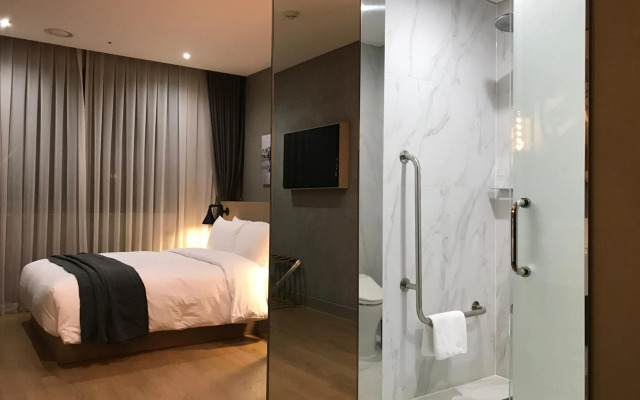Hotel28 Myeongdong