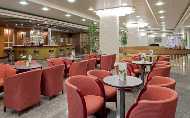 Bluesun Hotel Alga