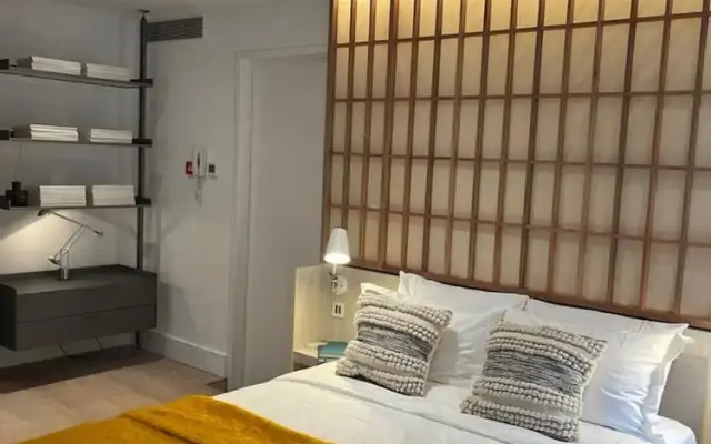 Luxury Suite in Cadogan Square III