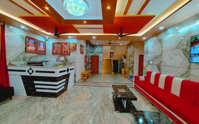 Shree Venkatesh Niliyam 300 M Ram Temple