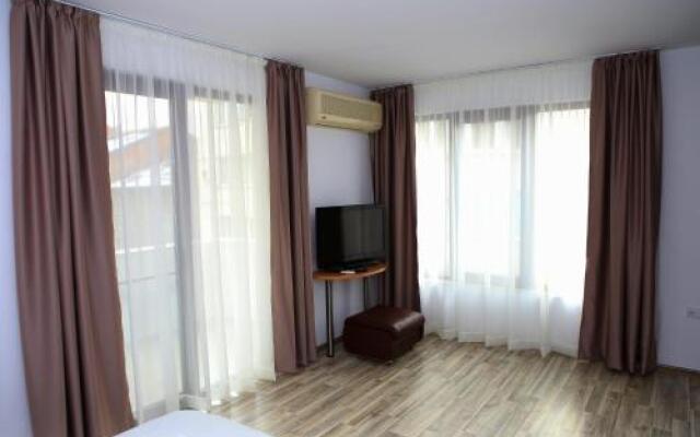 Fenix Guest House