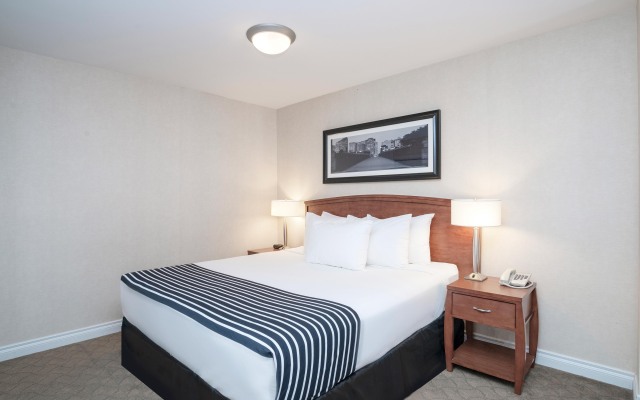 Sandman Hotels & Suites Calgary West