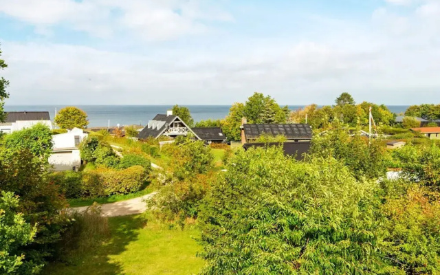 10 Person Holiday Home in Allingabro-by Traum