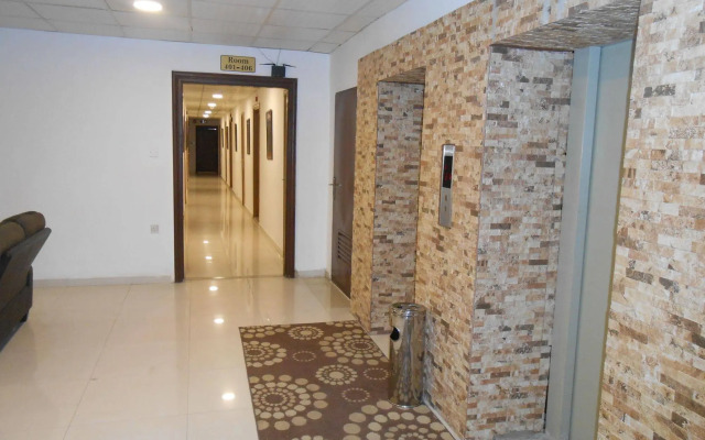 Seven Days Hotel