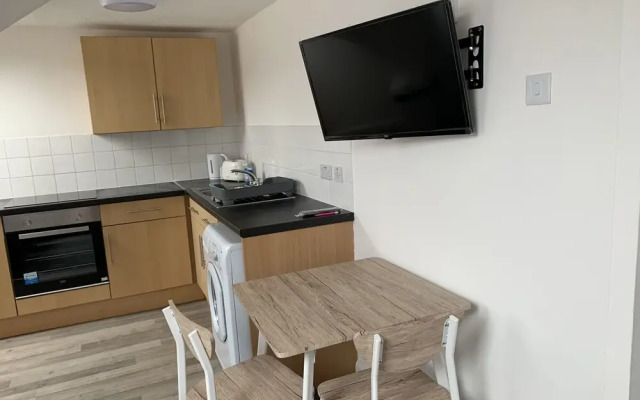 Central Plymouth Apartment