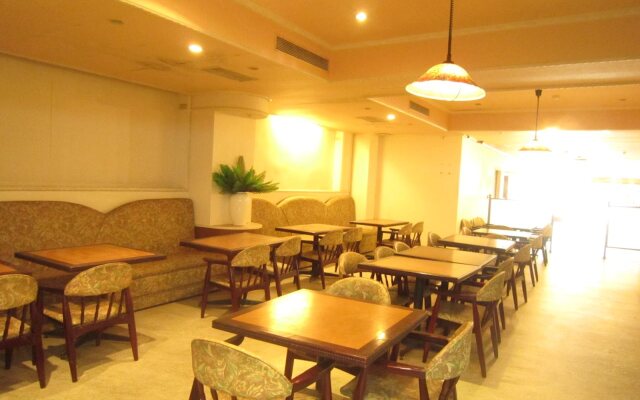 Fortune Hotel