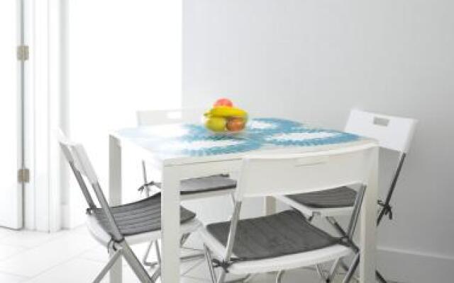 Villa Byron Suites