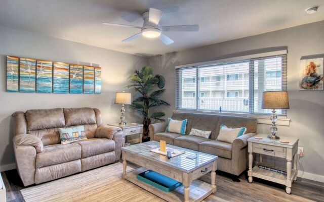 Courtyard #106 - 1 Br Condo