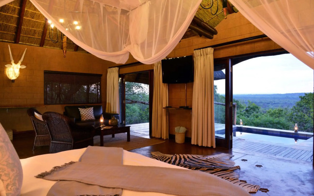 Zwahili Game Lodge & Spa