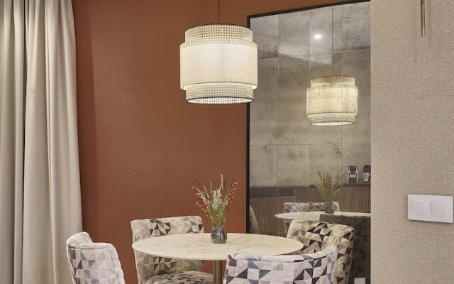 Vincci Molviedro Suites Apartments