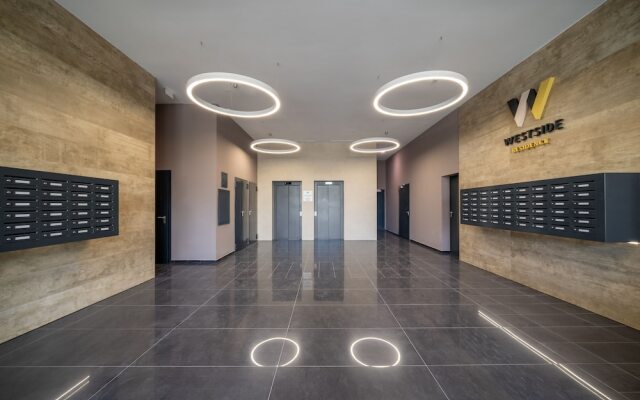 WestSide Apartments by Urbanrent