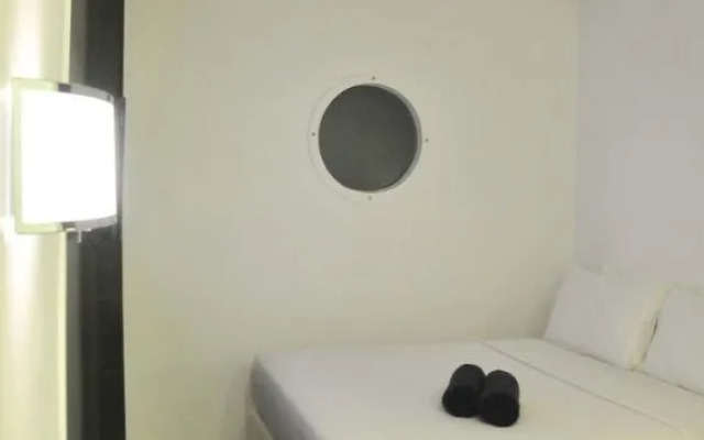 Ellis Econotel