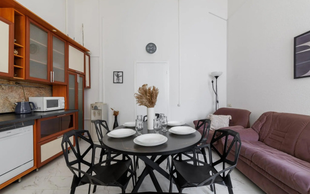 DeRent Aparts (ДеРент Апартс) на проспекте Владимирский 8