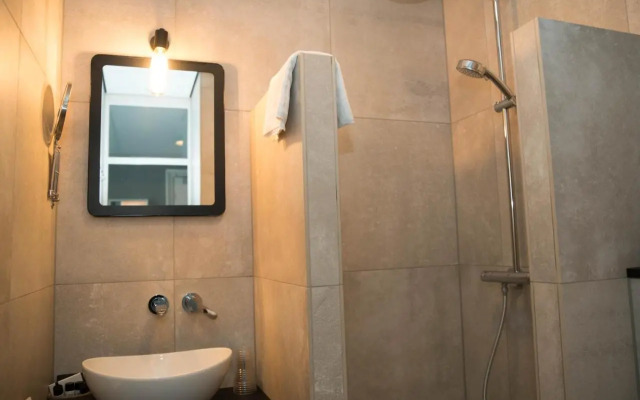 Отель The Bloom