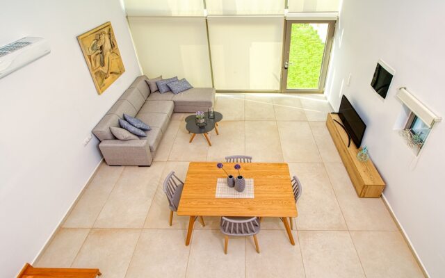 Cocoon Coral Villa-1km From Maleme Beach