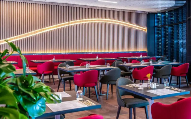 Flow Hotel & Conference