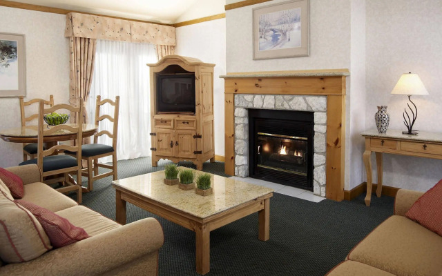 Pinestone Resort & Conference Centre