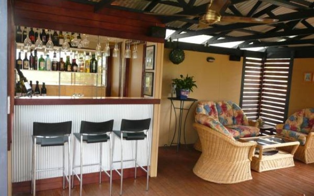 Yarrandabbi Dreaming Boutique B&B – Restaurant – Macleay Island