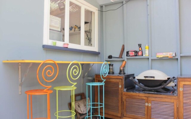 Eclectic 1 Bedroom Apartment in the Heart of Palm Beach