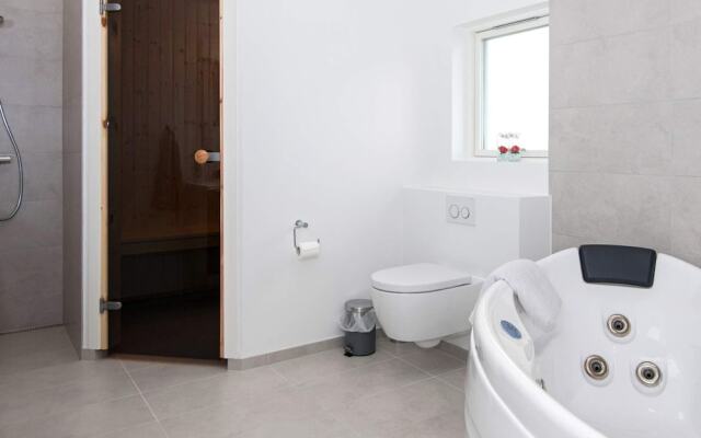 10 Person Holiday Home in Romo