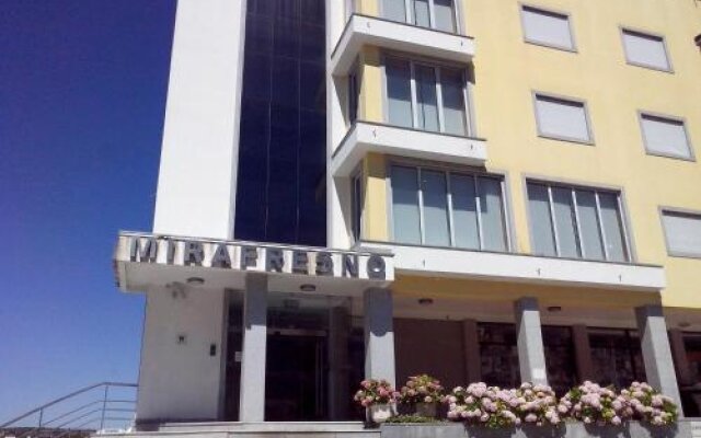 Hotel Mirafresno