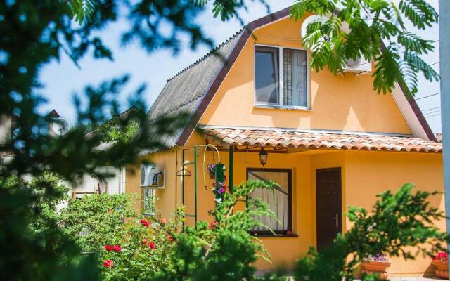 Holiday Home near sea