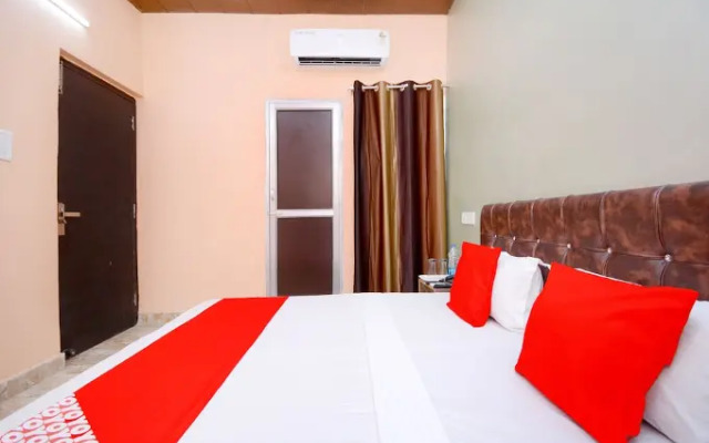 Oyo 39778 Hotel Blue Planet