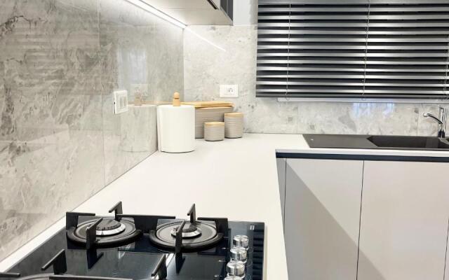 White House Kokas Luxury Apartments