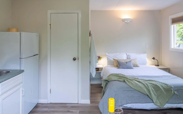 Barefoot Villas Room 5 Eagle