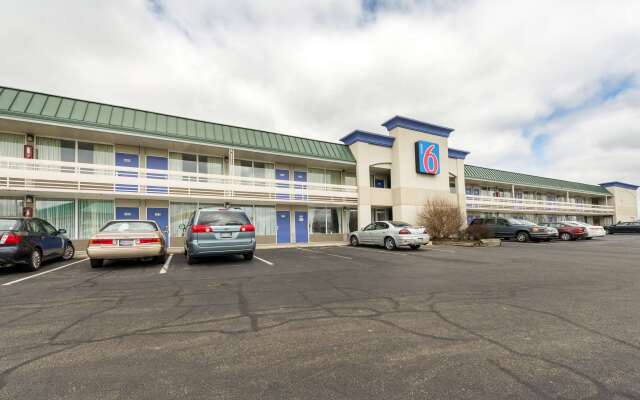 Motel 6 Troy, OH