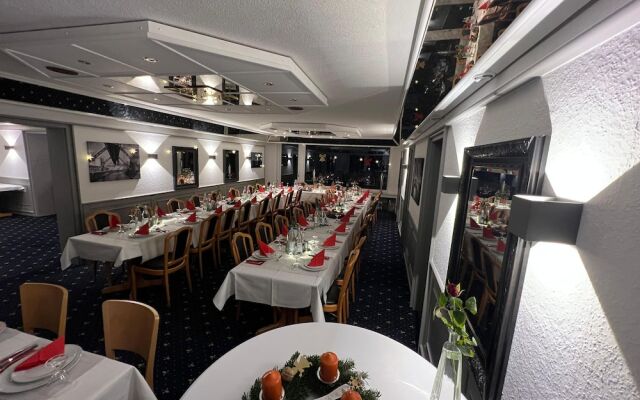 Hotel und Restaurant 9-enhof