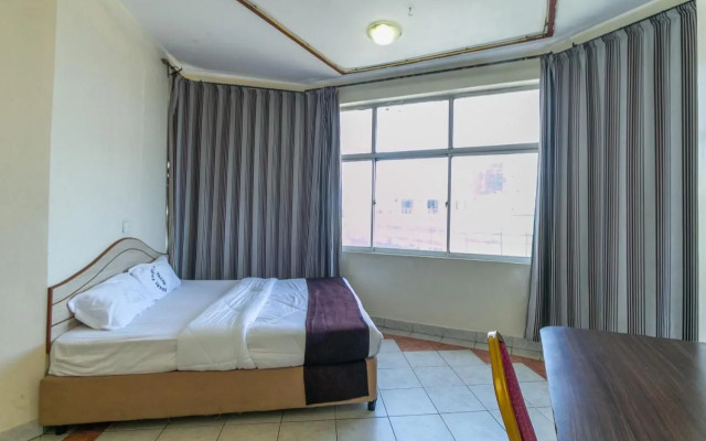 Fahari Triple Hotel