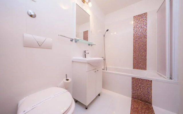 Family friendly apartments with a swimming pool Mavarstica, Ciovo - 18744