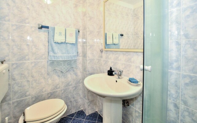 Amazing Home in Smarje With Sauna, Wifi and 2 Bedrooms