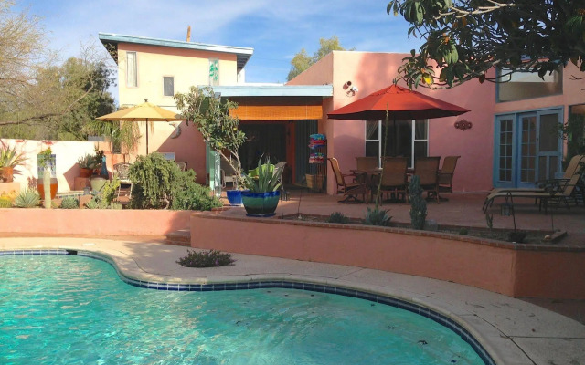 Azure Gate Bed And Breakfast