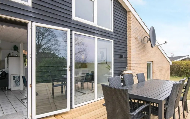 Scenic Holiday Home in Ebeltoft near Sea