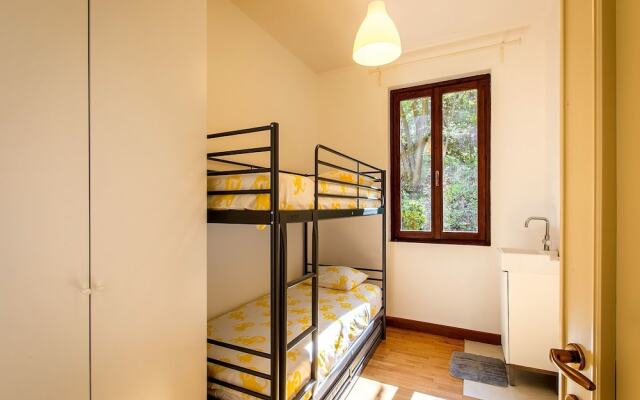 Upscale Villa in Salò Lombardy with Swimming Pool