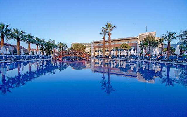 Palm Wings Beach Resort & Spa Kusadasi- All Inclusive