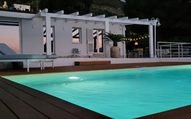 Villa Ballerina Bianca