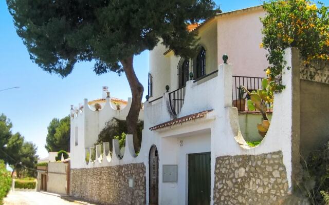 House With 3 Bedrooms in Benajarafe, With Wonderful sea View, Private